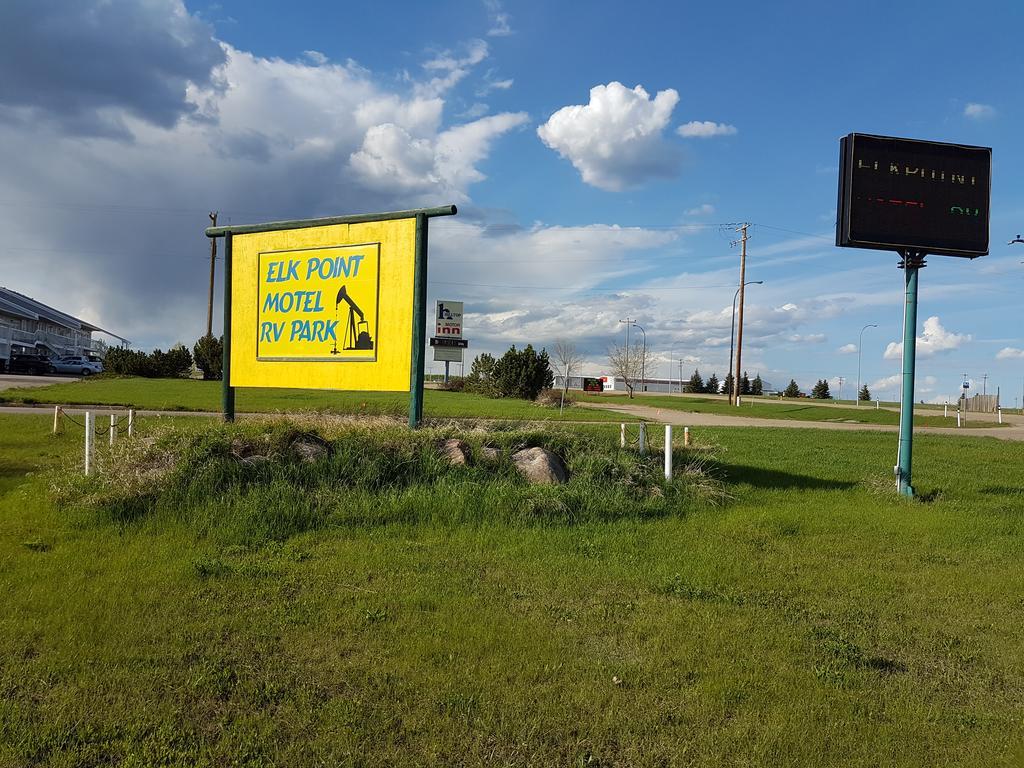 Elk Point Motel & Rv Park Exterior photo